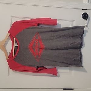Nebraska Huskers 3/4 sleeve tee in gray and red size medium